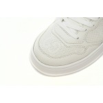 GUCCI Chunky B white 670408 1XL10 9014