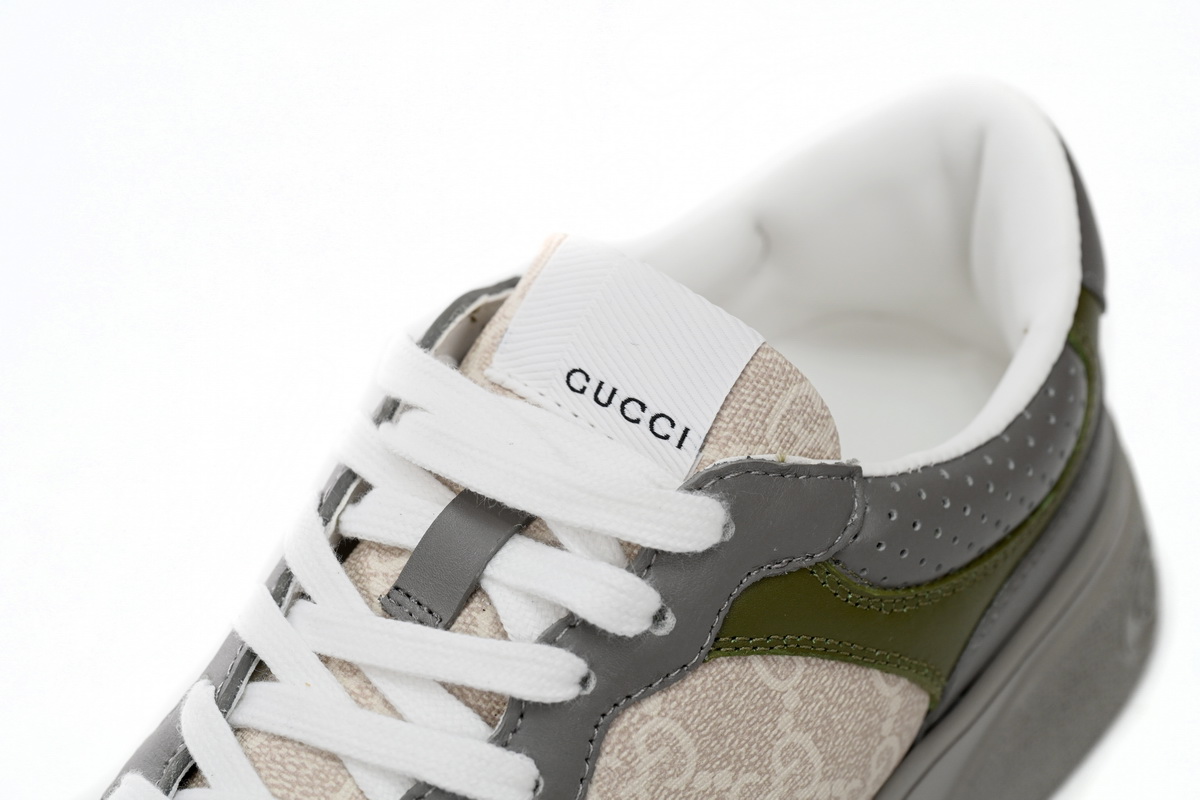 GUCCI Chunky B White Blue Green 700641 UPG90 1282