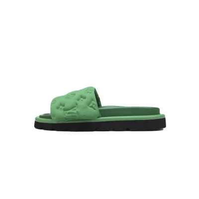  LOUIS VUITTON Pool Pillow Comfort black and green 01