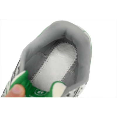 Bottega Veneta Orbit Green 02