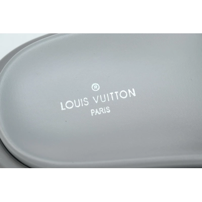 LOUIS VUITTON Pool Pillow Comfort grey 02