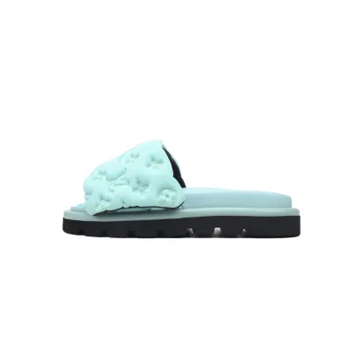 LOUIS VUITTON Pool Pillow Comfort light blue 01