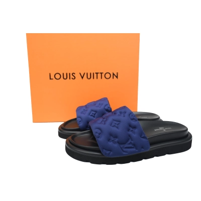 LOUIS VUITTON Pool Pillow Comfort Tibetan blue 02
