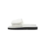 LOUIS VUITTON Pool Pillow Comfort white