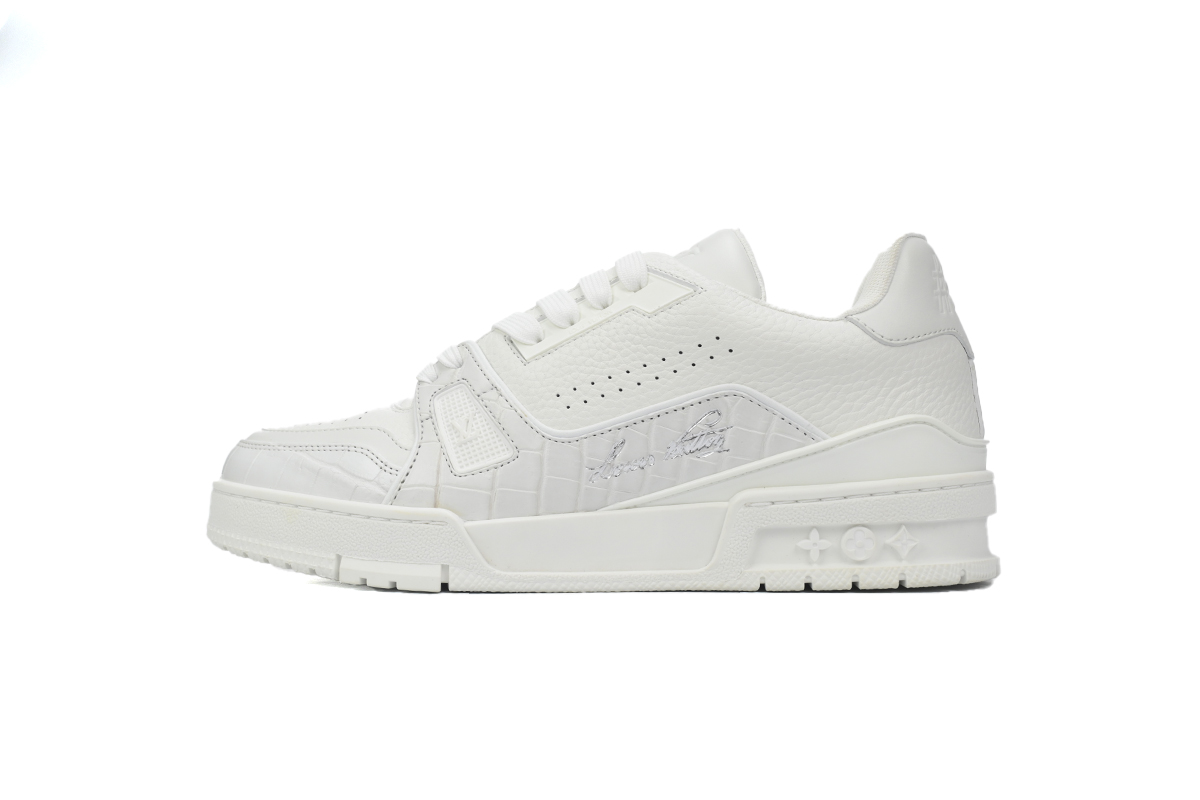 LOUIS VUITTON Trainer crocodile skin white