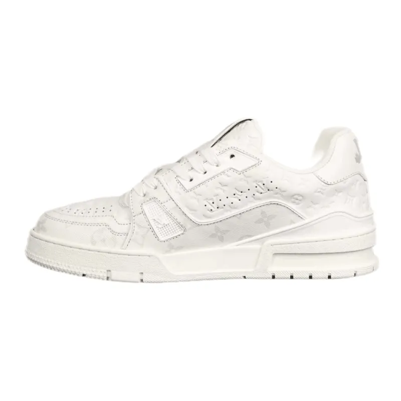 Louis Vuitton Trainer white