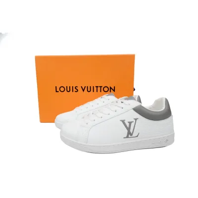 LOUIS VUITTON Trainer White Gray 02