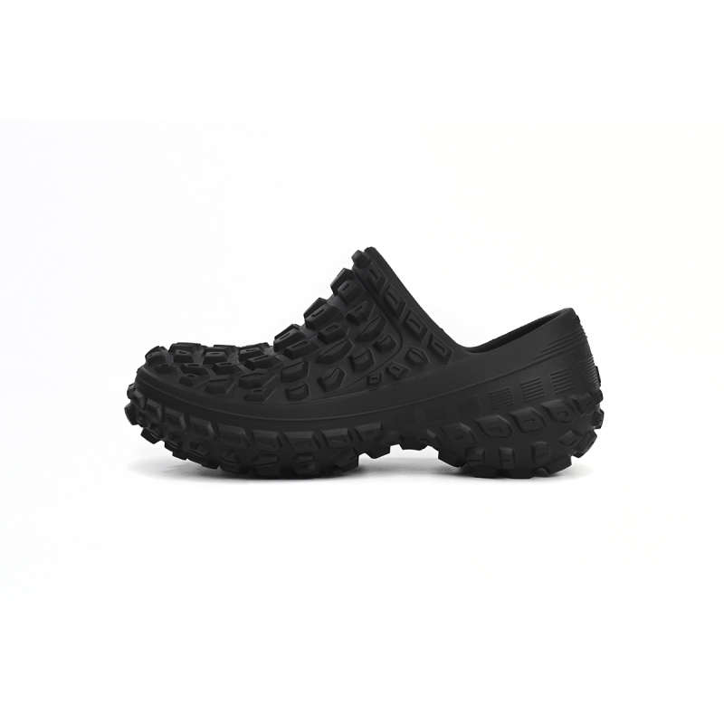 Balenciaga Defender Black 735250 W3CV2 1000