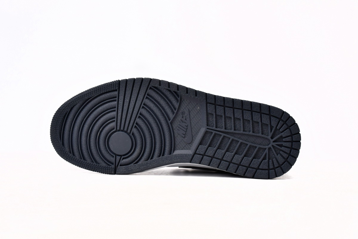 EM Sneakers Jordan 1 Mid Obsidian Sanded Purple