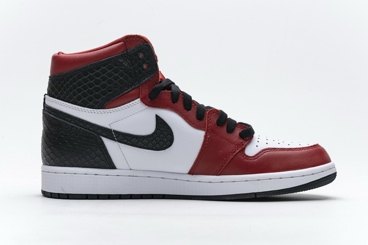 EM Sneakers Jordan 1 Retro High Satin Snake Chicago