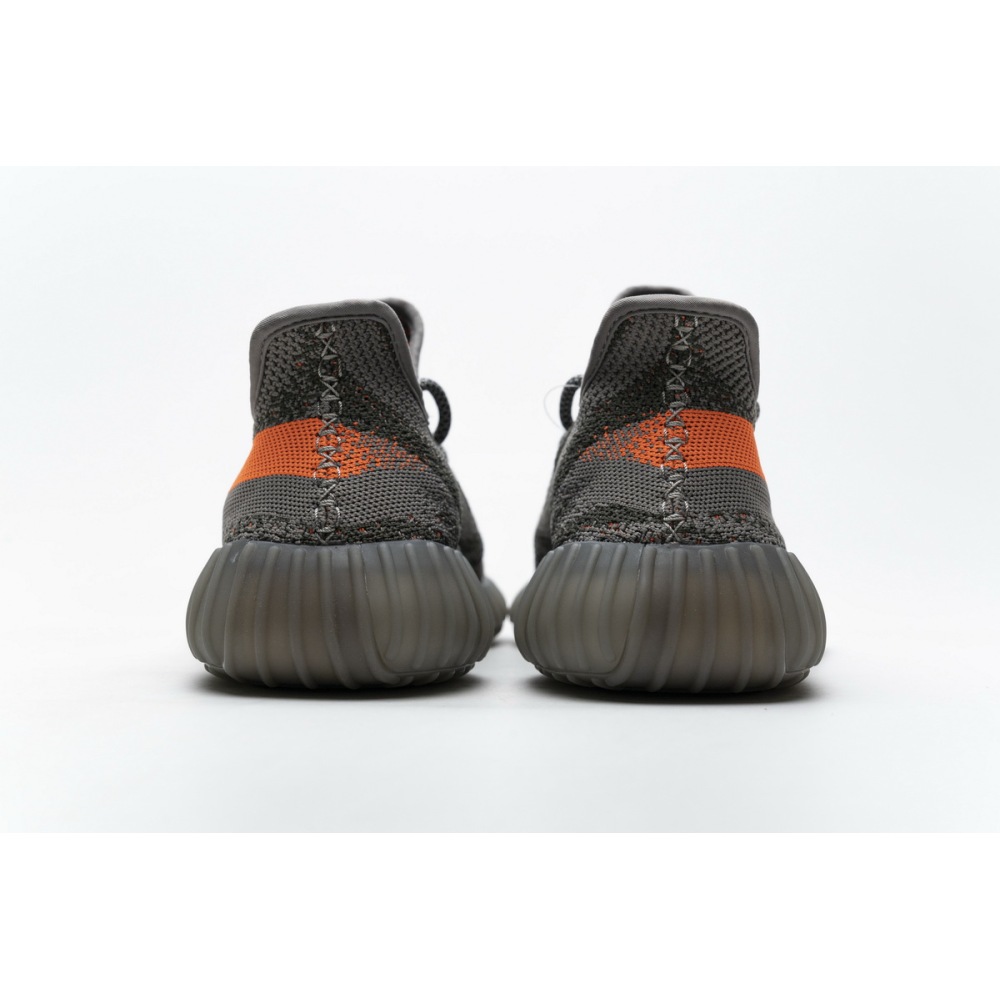 EM Sneakers Adidas Yeezy Boost 350 V2 Beluga