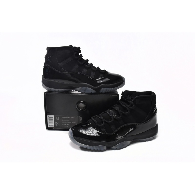 EM Sneakers Jordan 11 Retro Cap and Gown