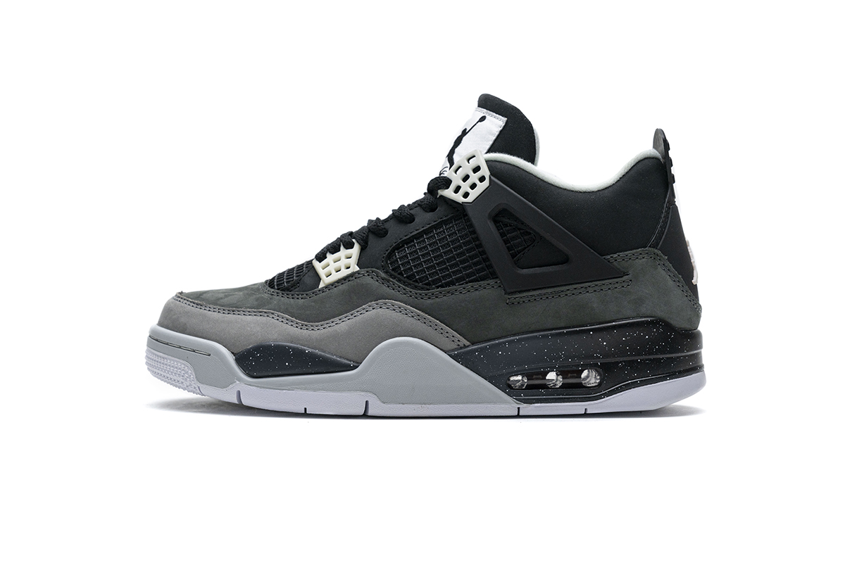 EM Sneakers Jordan 4 Retro Fear Pack