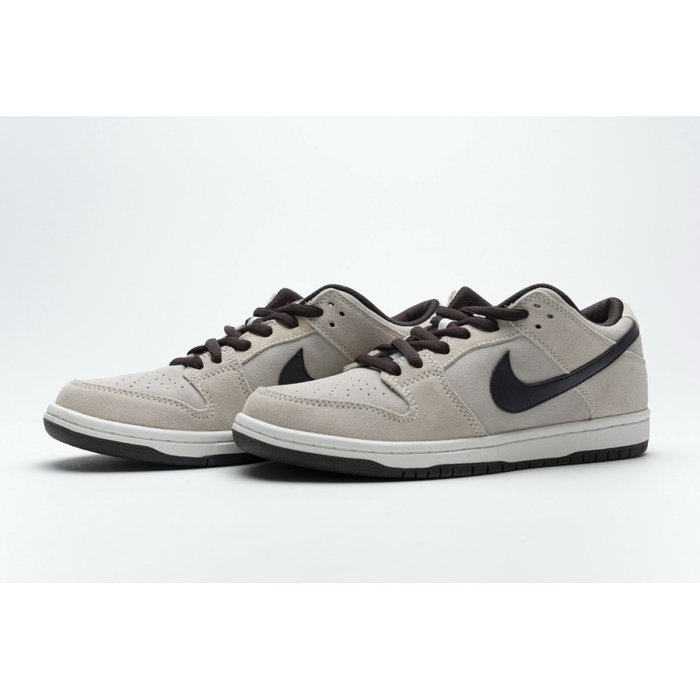 EM Sneakers Nike SB Dunk Low Desert Sand Mahogany