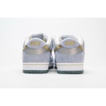 EM Sneakers Nike SB Dunk Low Sean Cliver