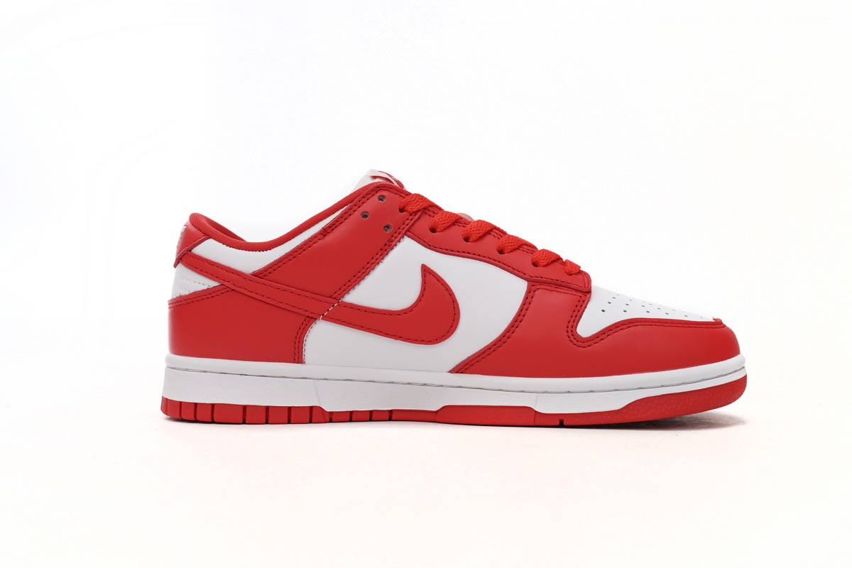 EM Sneakers Nike SB Dunk Low SP St. John's (2020/2023)