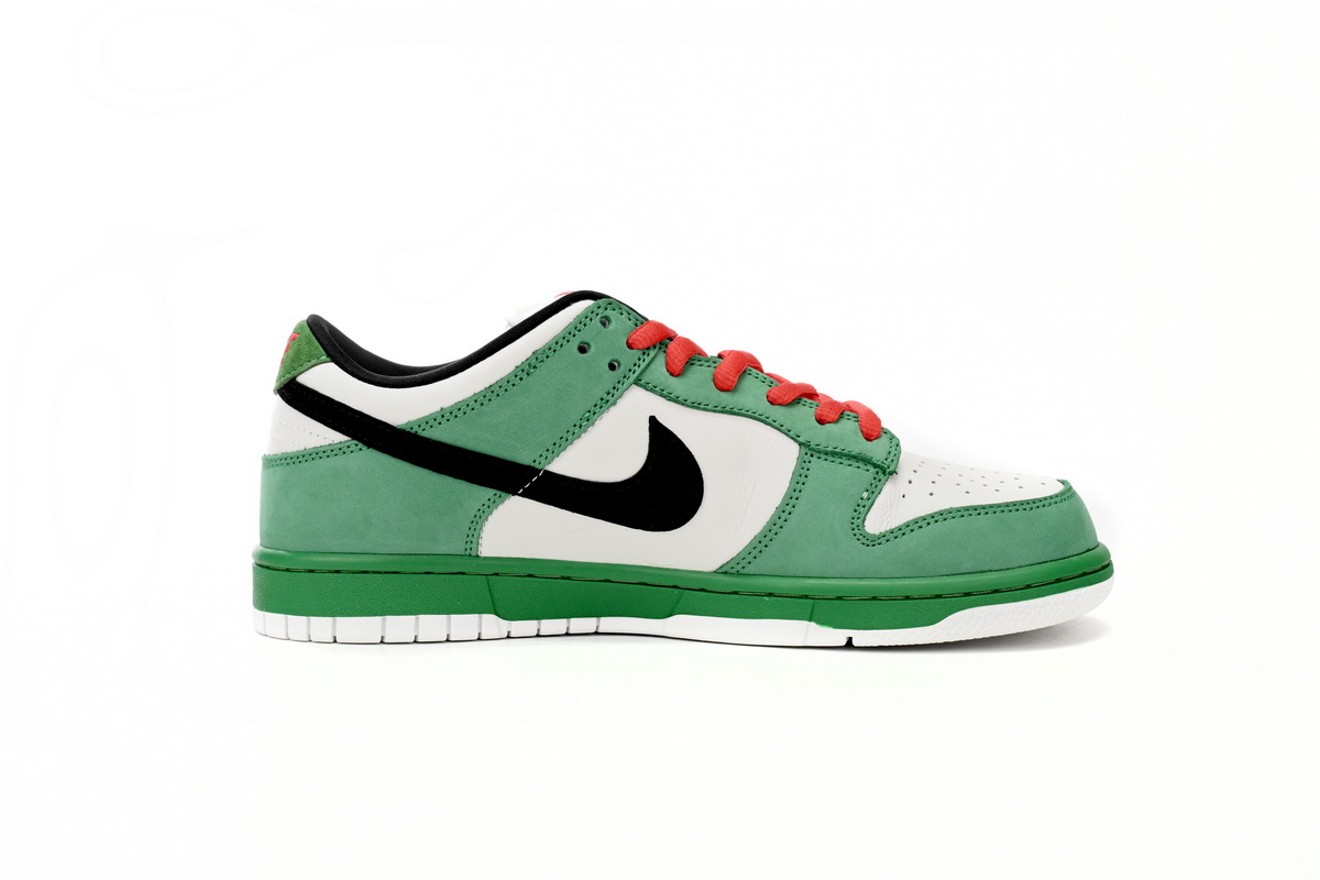 EM Sneakers Nike SB Dunk Low Heineken