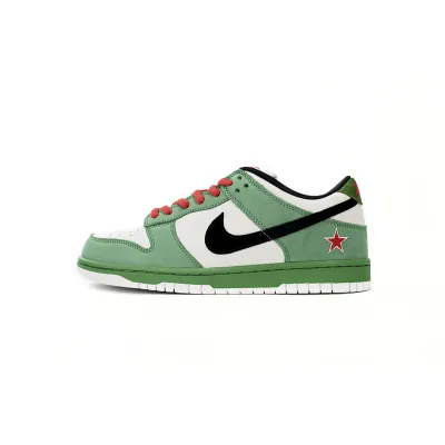 EM Sneakers Nike SB Dunk Low Heineken 01