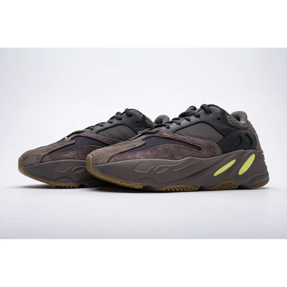 EM Sneakers adidas Yeezy Boost 700 Mauve