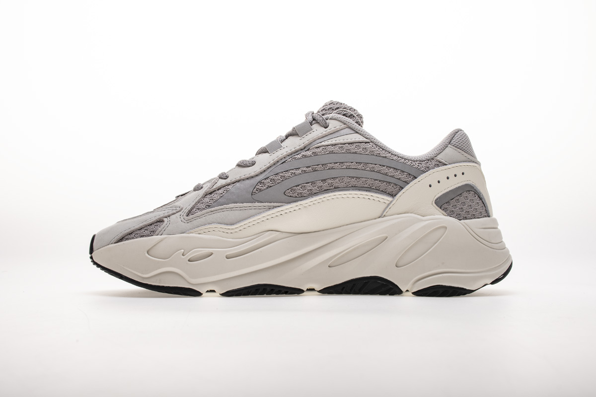 EM Sneakers adidas Yeezy Boost 700 V2 Static (2018/2022/2023)