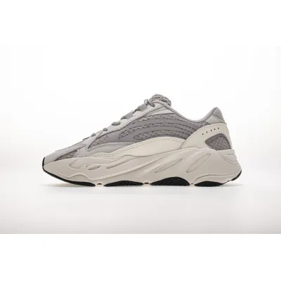 EM Sneakers adidas Yeezy Boost 700 V2 Static (2018/2022/2023) 01