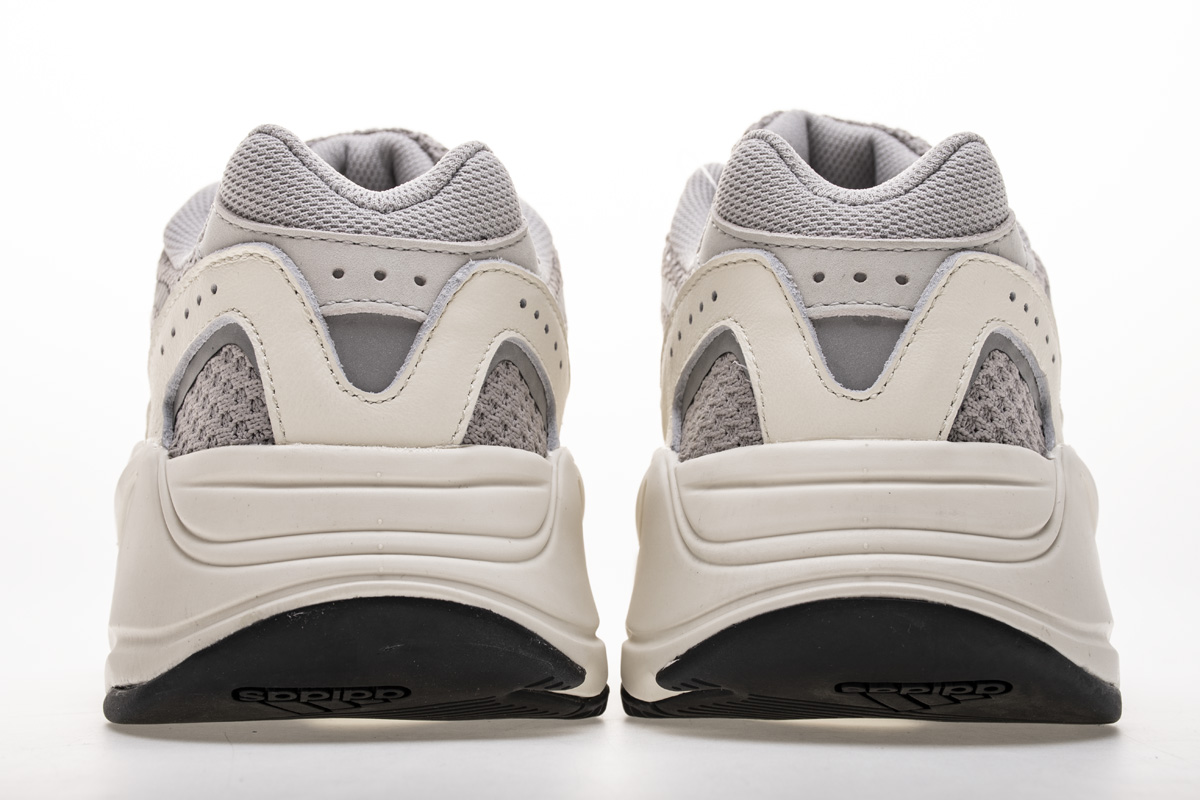 EM Sneakers adidas Yeezy Boost 700 V2 Static (2018/2022/2023)