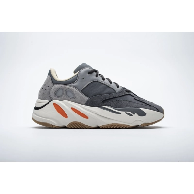 EM Sneakers adidas Yeezy Boost 700 Magnet 02