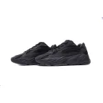 EM Sneakers adidas Yeezy Boost 700 V2 Vanta
