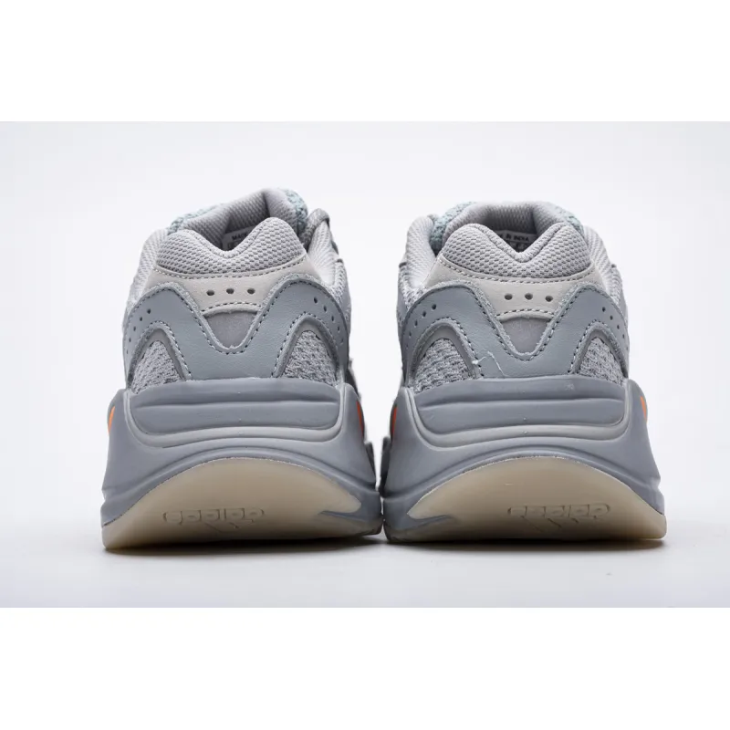 EM Sneakers adidas Yeezy Boost 700 V2 Inertia