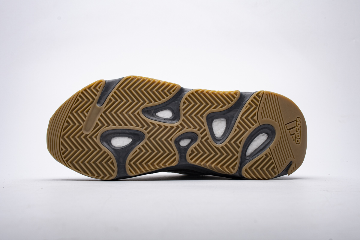 EM Sneakers adidas Yeezy Boost 700 V2 Tephra (2019/2023)