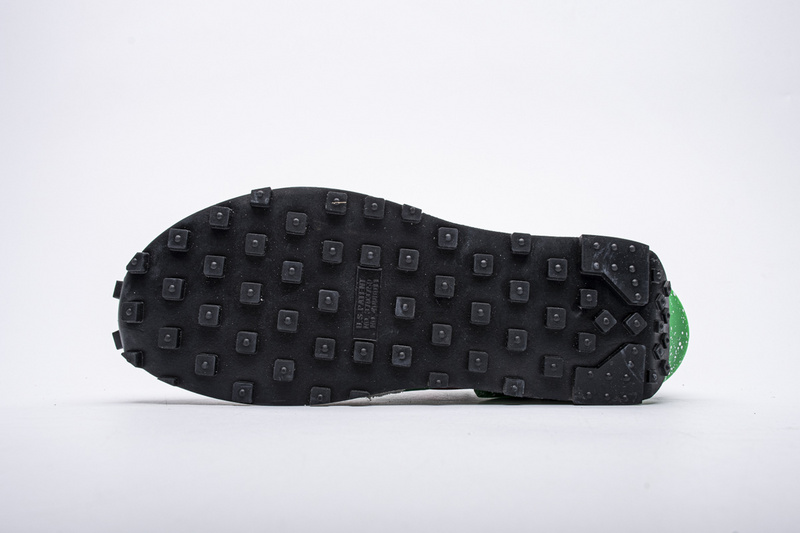 EM Sneakers Nike Daybreak Undercover Lucky Green Red