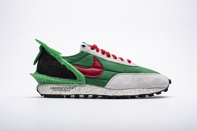 EM Sneakers Nike Daybreak Undercover Lucky Green Red