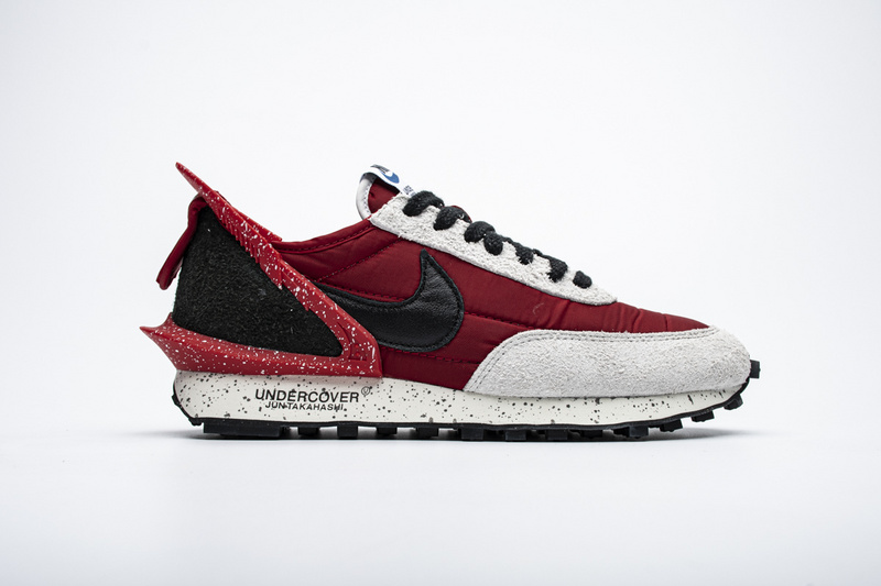 EM Sneakers Nike Daybreak Undercover University Red