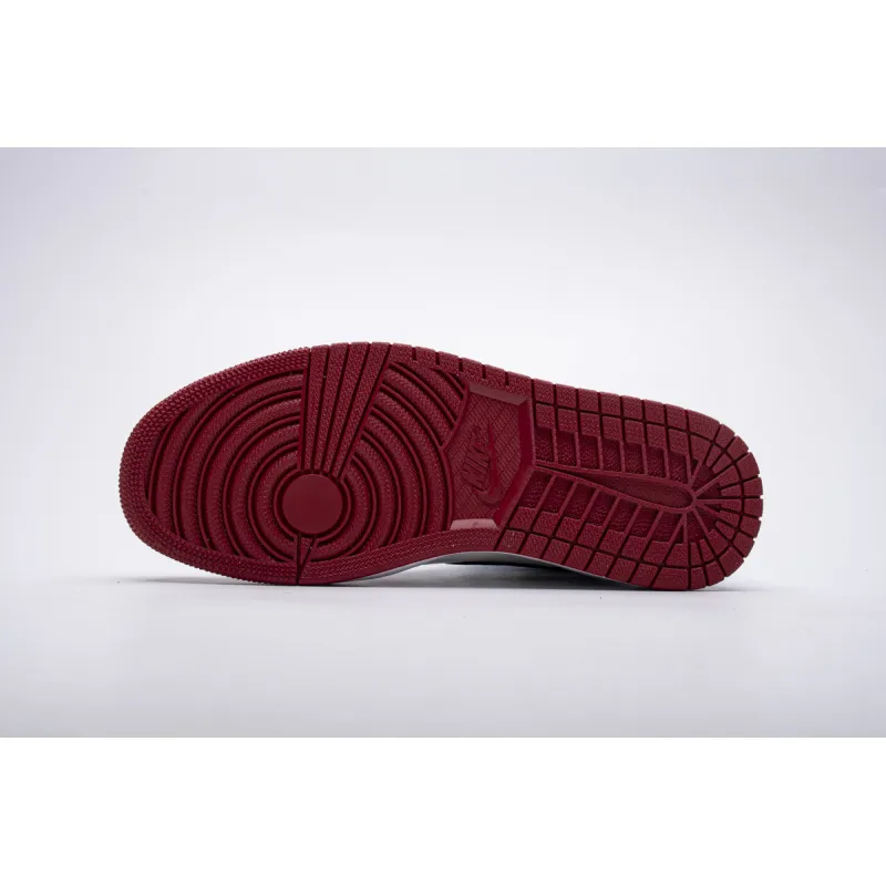 EM Sneakers Jordan 1 Retro High Fearless UNC Chicago