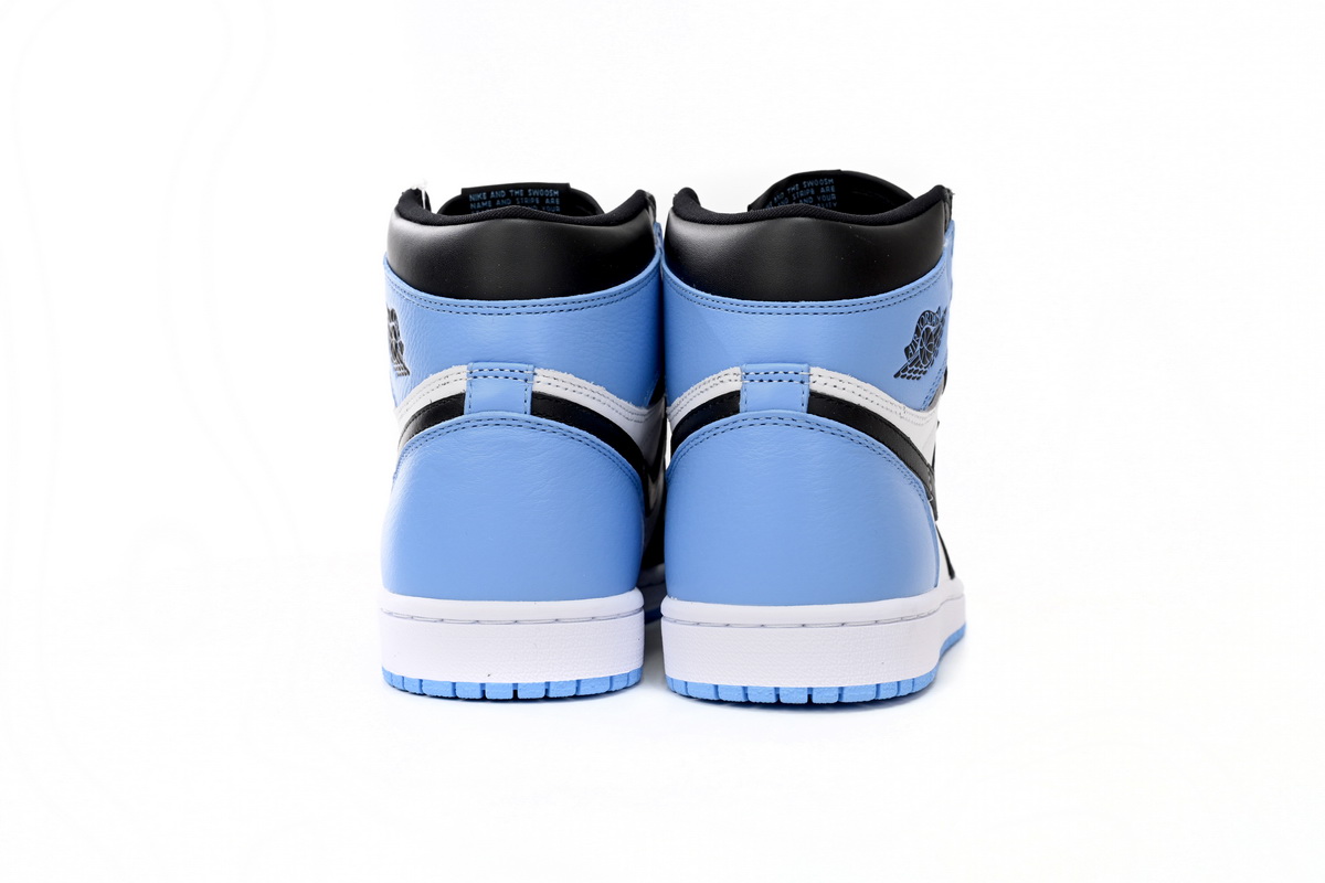 EM Sneakers Jordan 1 Retro High OG UNC Toe