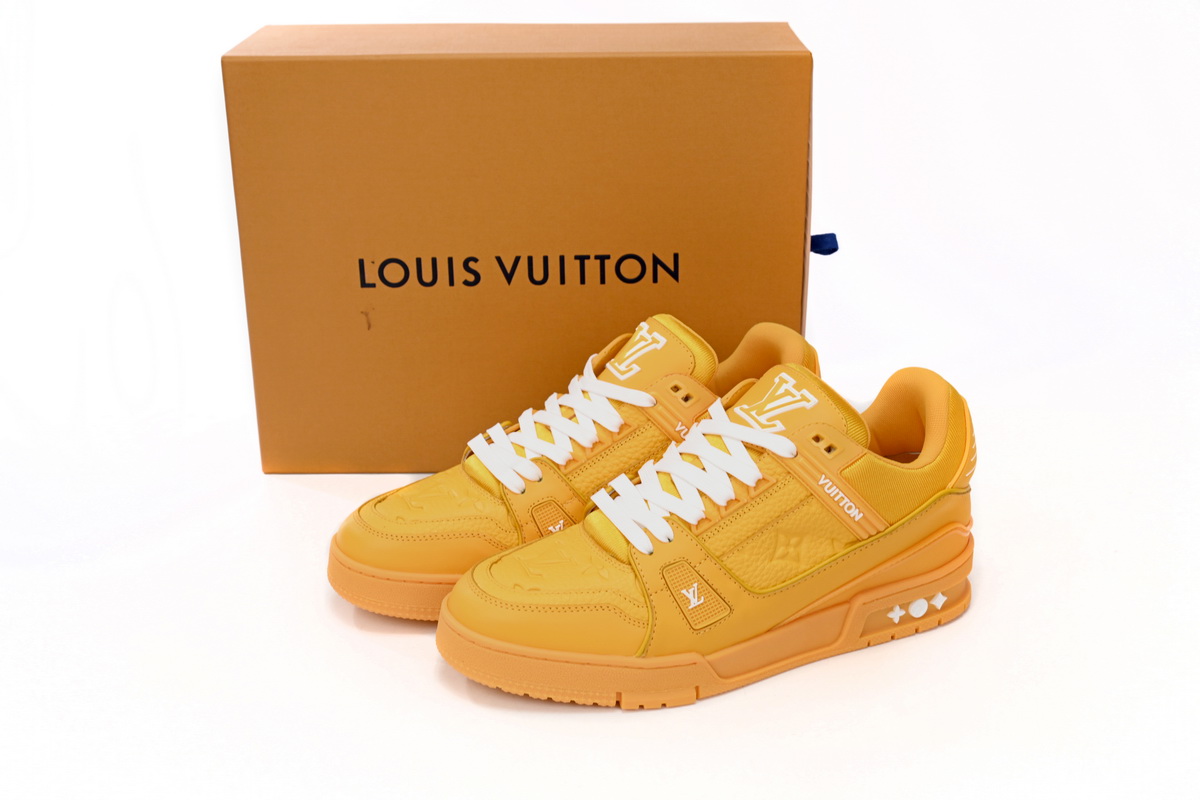 EM Sneakers Louis Vuitton Trainer All Yellow Embossing