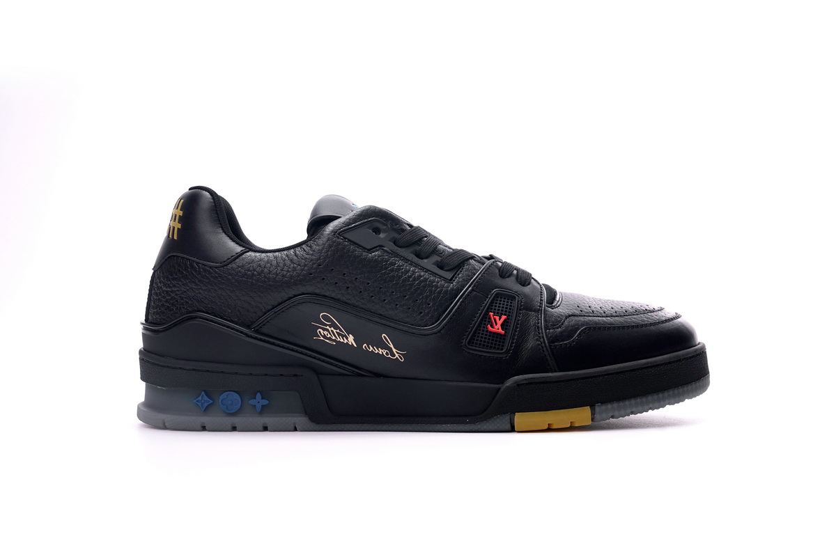 EM Sneakers Louis Vuitton Trainer Black Litchi Pattern