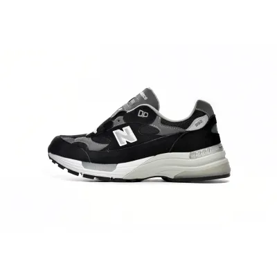 EM Sneakers New Balance 992 Black Grey Suede 01