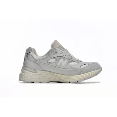 EM Sneakers New Balance 992 White Silver (2021) 02