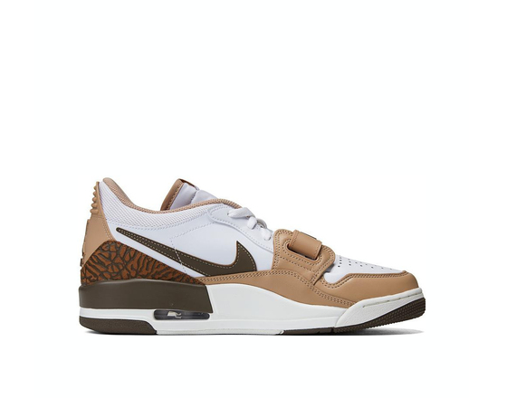 EM Sneakers Jordan Legacy 312