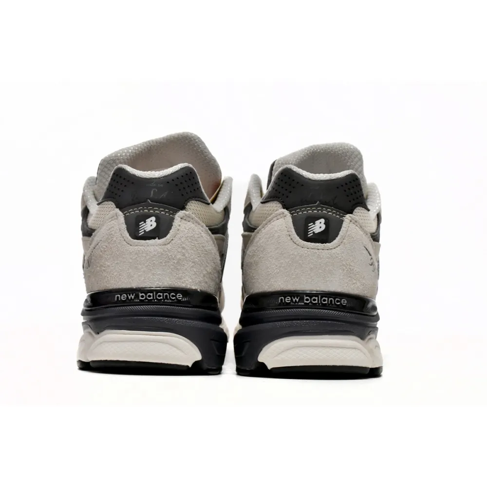 EM Sneakers New Balance 990v3 MiUSA Teddy Santis Moonbeam