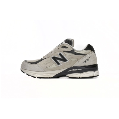 EM Sneakers New Balance 990v3 Beige 01