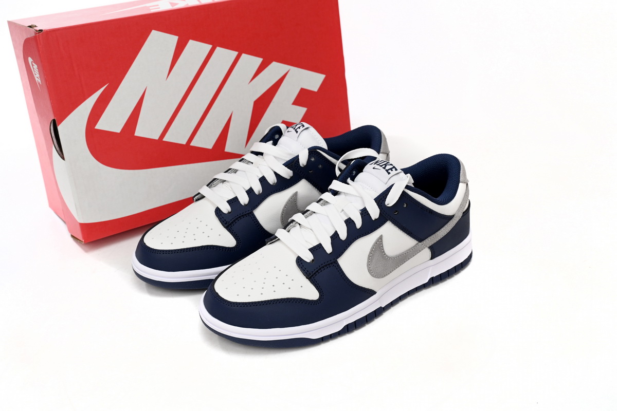 EM Sneakers Nike Dunk Low Summit White Midnight Navy