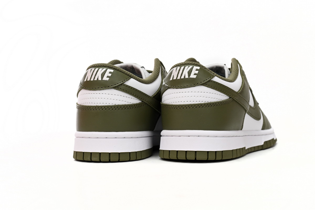 EM Sneakers Nike Dunk Low Medium Olive