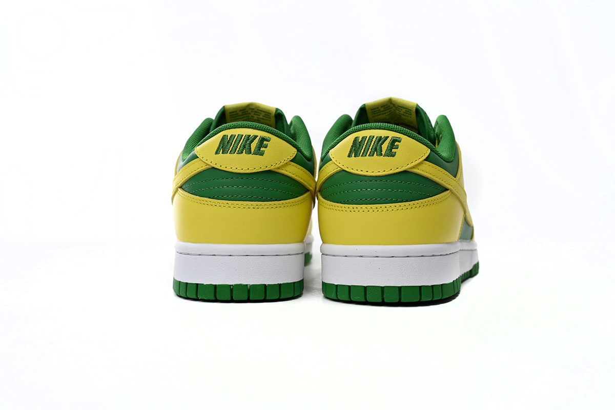 EM Sneakers Nike Dunk Low Retro Reverse Brazil
