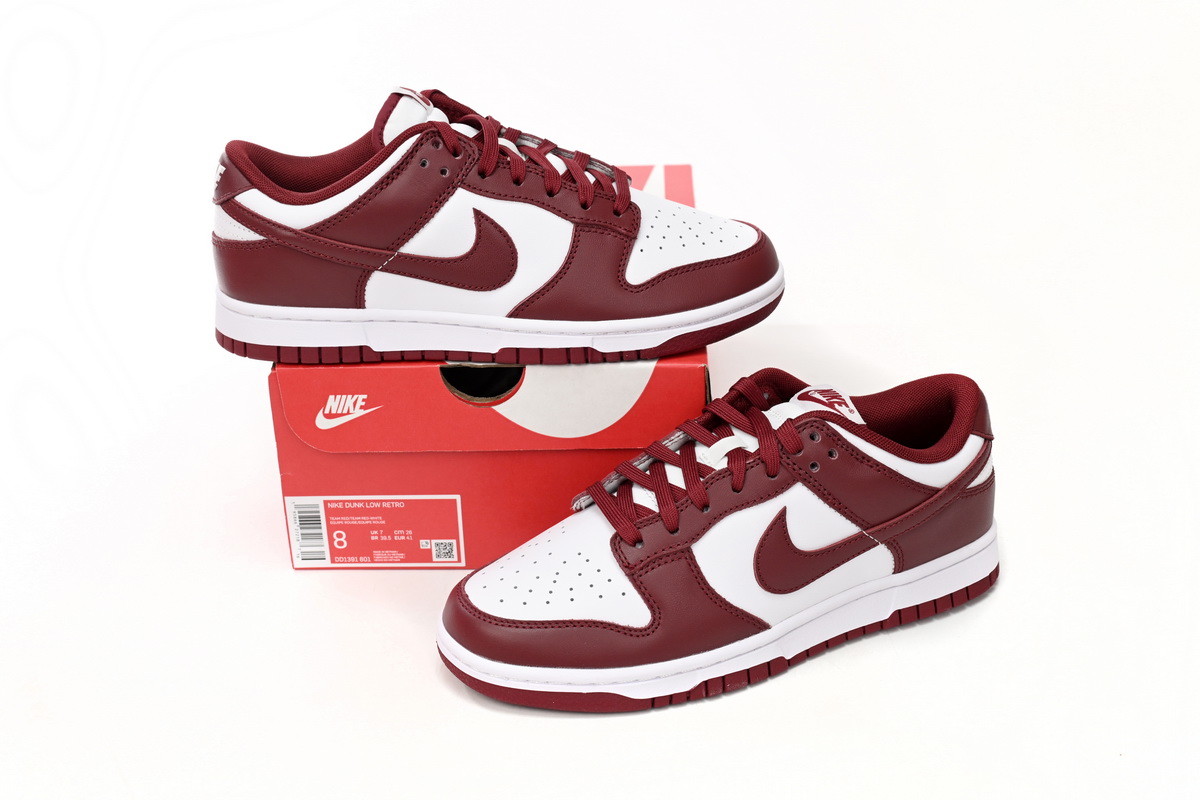 EM Sneakers Nike Dunk Low Team Red