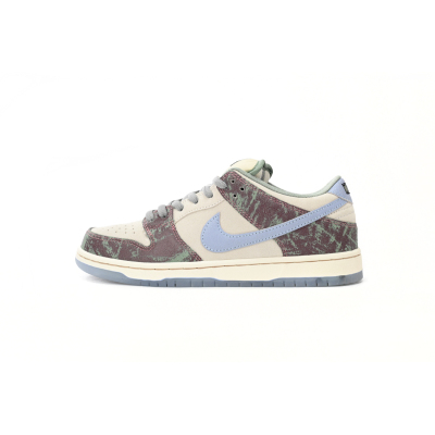 EM Sneakers Nike Dunk Low Crenshaw Skate Club 01