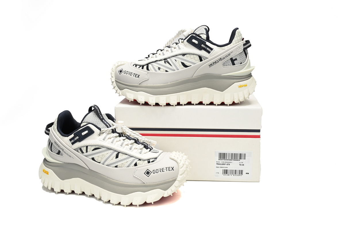 EMSneakers Moncler Black White and Black