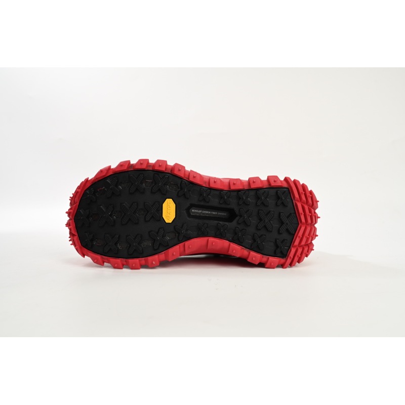 EMSneakers Moncler Trailgrip Gore-Tex Black Red