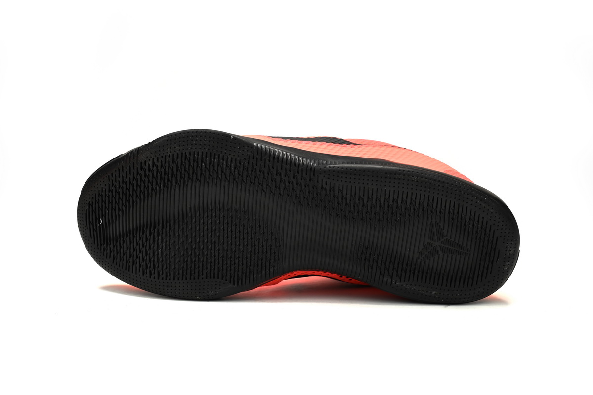 EM Sneakers Kobe 11 EM Low Barcelona